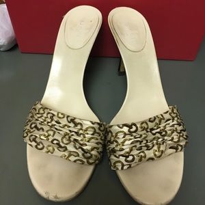 Gucci sandals size 7.5